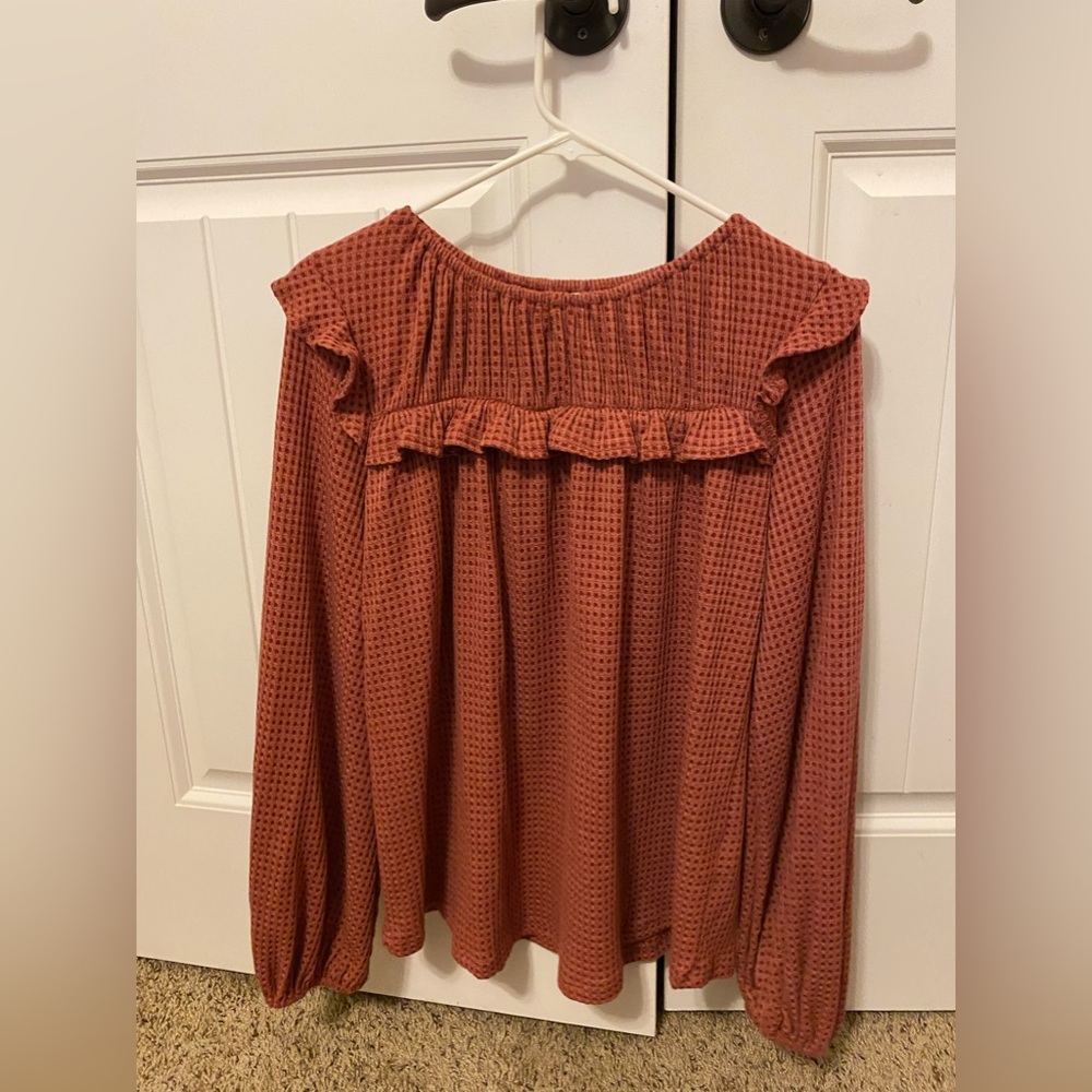 Long sleeve boutique top!